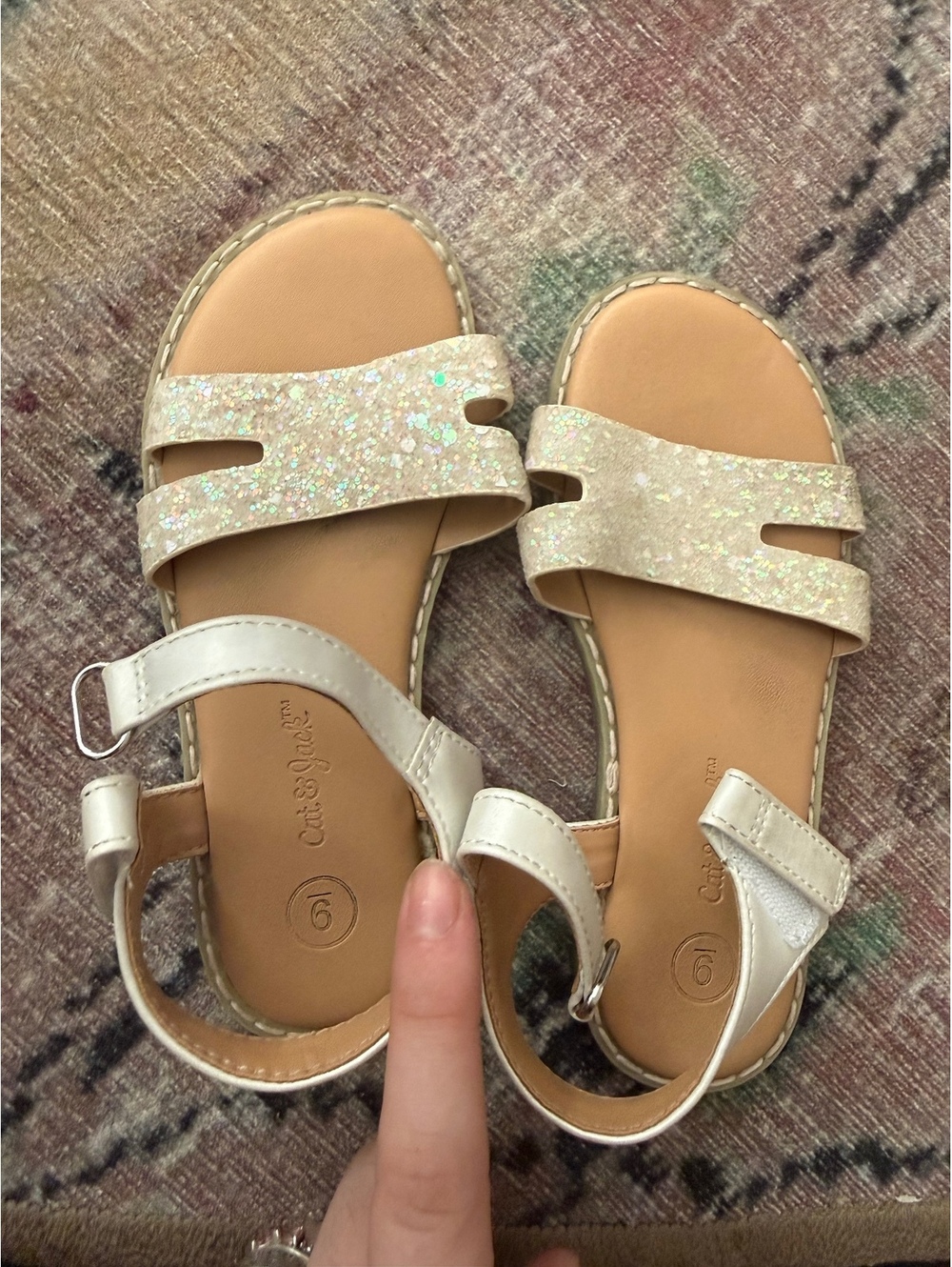 Girl glitter sparkly shoes cat and jack shoes sandals size 9